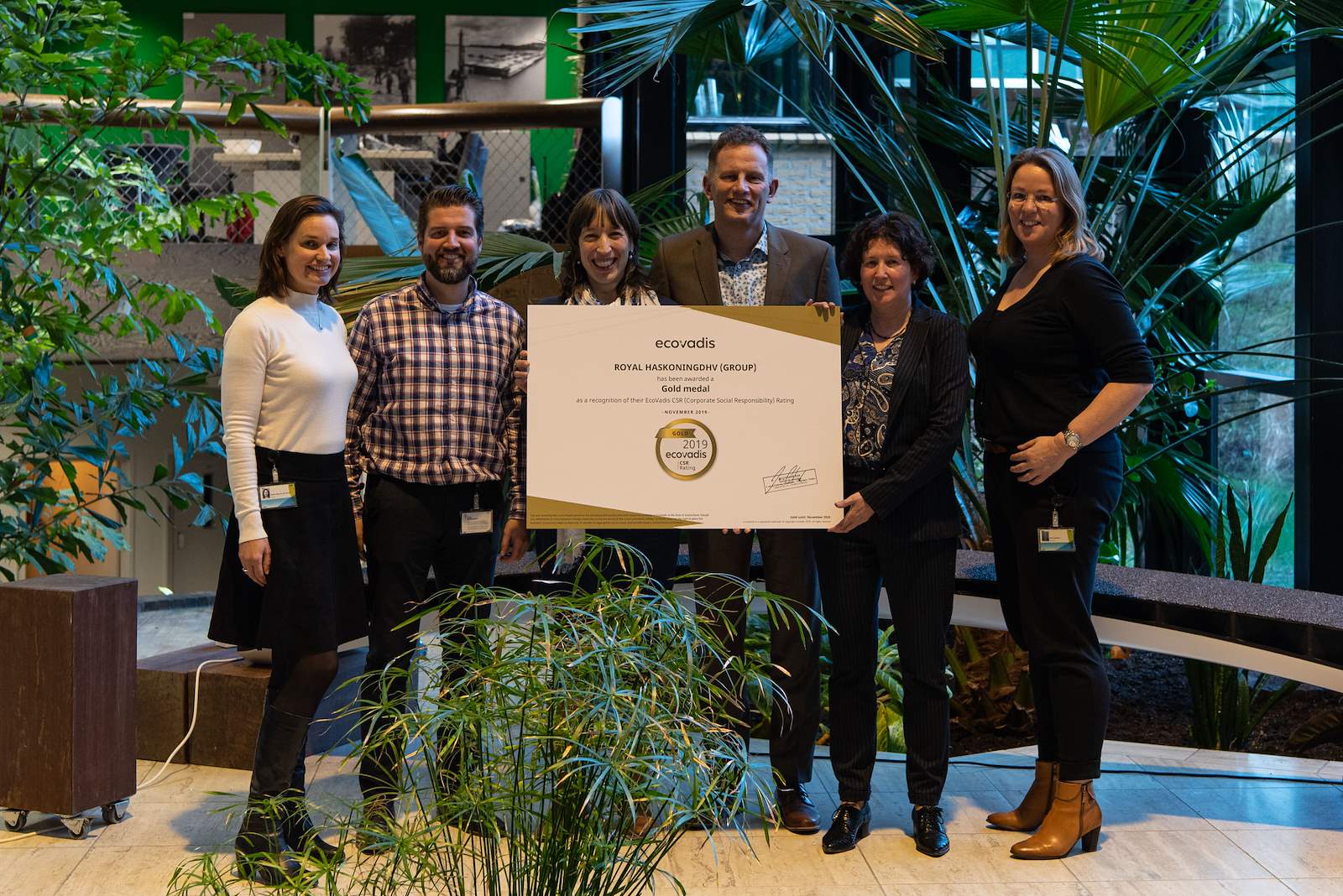 Colleagues celebrating the obtained EcoVadis gold medal in 2019 for the fourth consecutive year